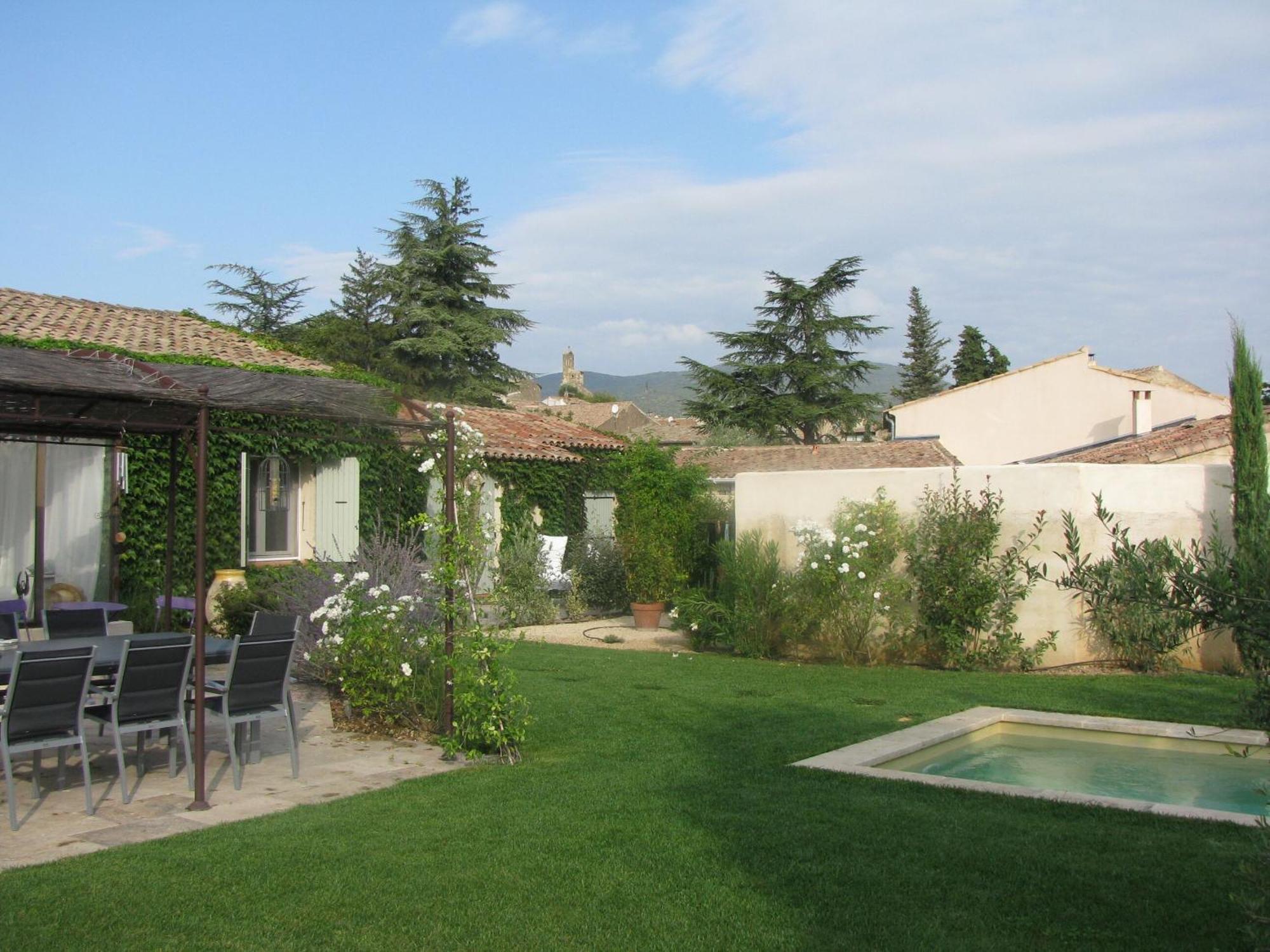Le Chat Sur Le Toit Lourmarin Ngoại thất bức ảnh